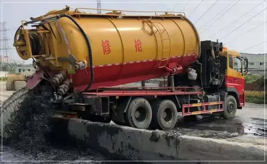 清水河沉淀池清理案例